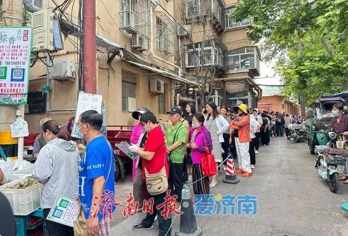 皇冠信用网会员账号
_顾客不惜排队三小时皇冠信用网会员账号
，济南这个小摊你知道吗？