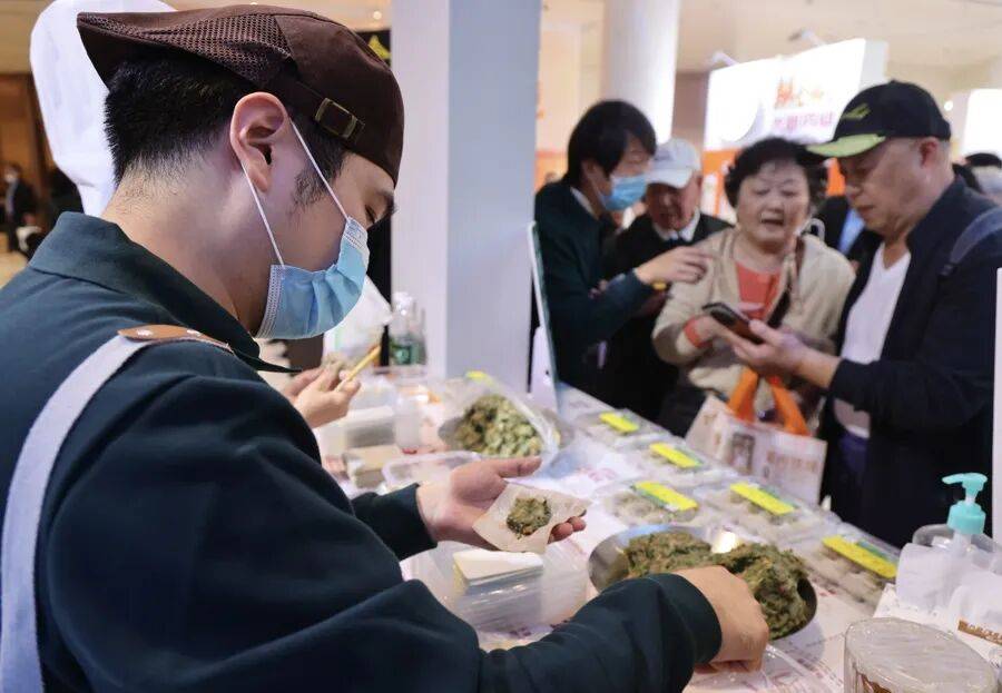 世界杯皇冠信用网会员注册
_沪上著名演员集体现身！全员哽咽全场动容世界杯皇冠信用网会员注册
，有人不惜为它抵押房产！面世在即，最新剧透