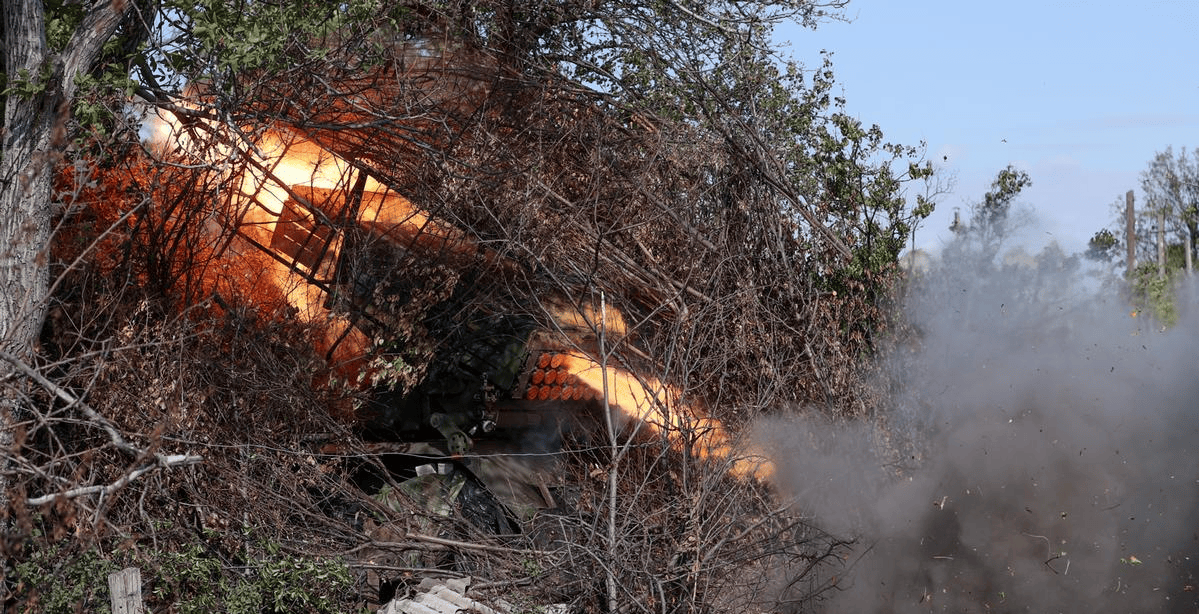 皇冠信用盘在线申请
_俄军中计了?六支乌军特种兵小队突然杀出皇冠信用盘在线申请
,在红军城中心升旗示威