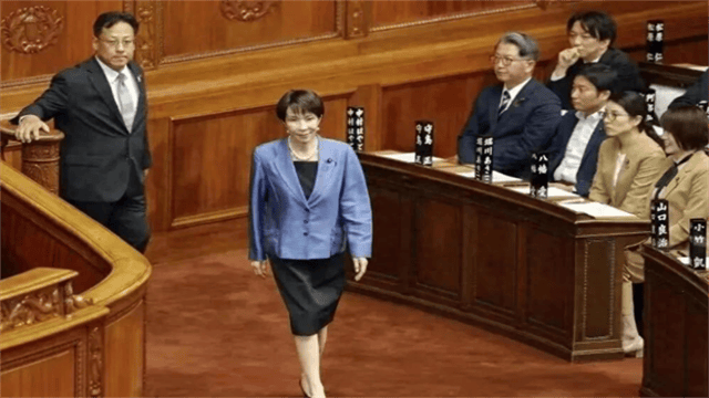 世界杯皇冠足球平台
_深夜火药味突然升级！日本连犯5个“严重”世界杯皇冠足球平台
，中国四连问生猛开局