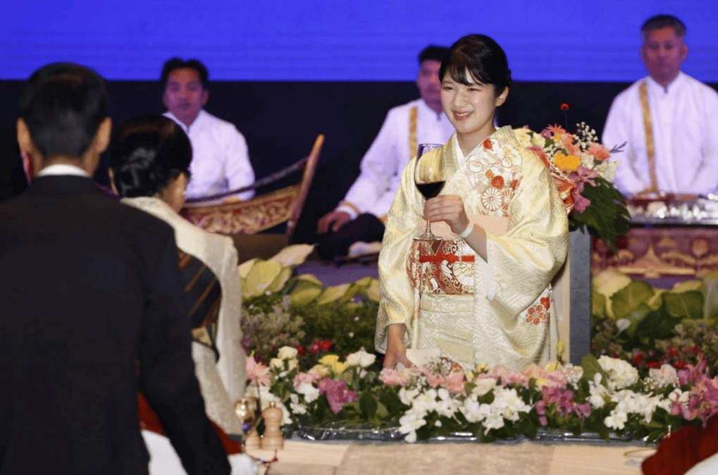 皇冠代理管理端
_高市早苗已经自顾不暇之际皇冠代理管理端
,日本皇室有异动,公主亲自到中国周边挖墙角