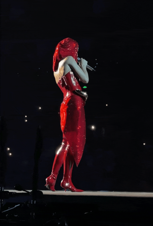 体育皇冠信用网
_知名女歌手在上海迪士尼被偶遇体育皇冠信用网
,见证求婚!“一时不知道谁更幸福”