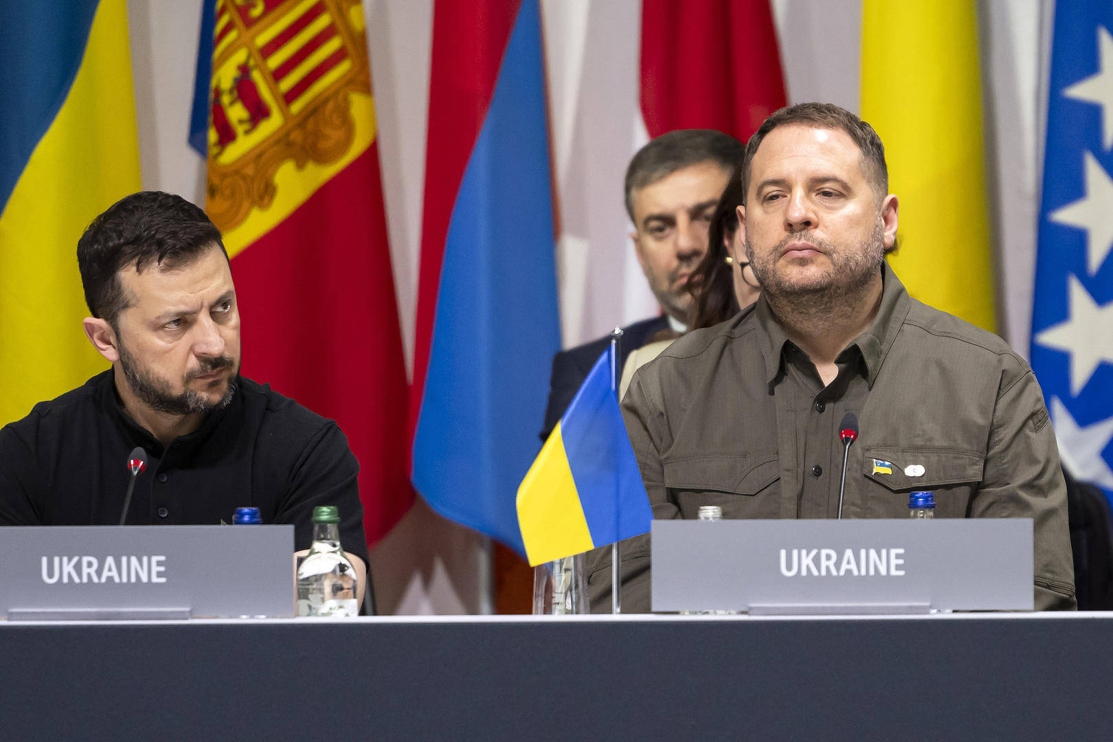 皇冠信用网正网
_刚宣布辞职就说要奔赴前线皇冠信用网正网
，泽连斯基亲信：我不想给他制造麻烦