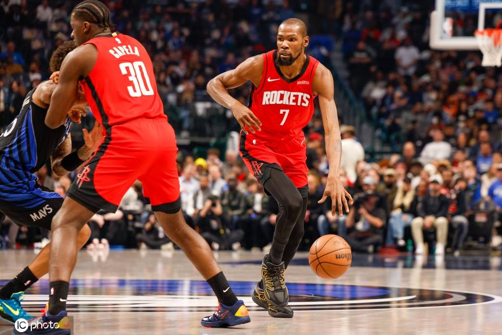 乌克兰vs瑞典
_杜兰特27分浓眉29+8 弗拉格19分独行侠胜火箭