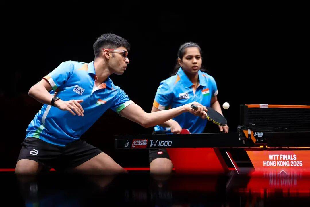 欧冠决赛
_国乒包揽女单4强欧冠决赛
，王楚钦半决赛战莫雷，混双冠军明日出炉 | 香港总决赛