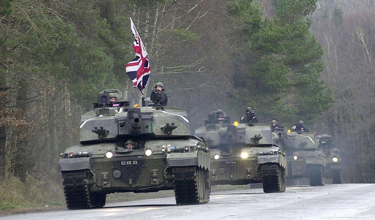 皇冠代理联系方式
_乌克兰捅的窟窿实在太大了皇冠代理联系方式
，俄连炸两周，还有导弹顶在北约脑门上