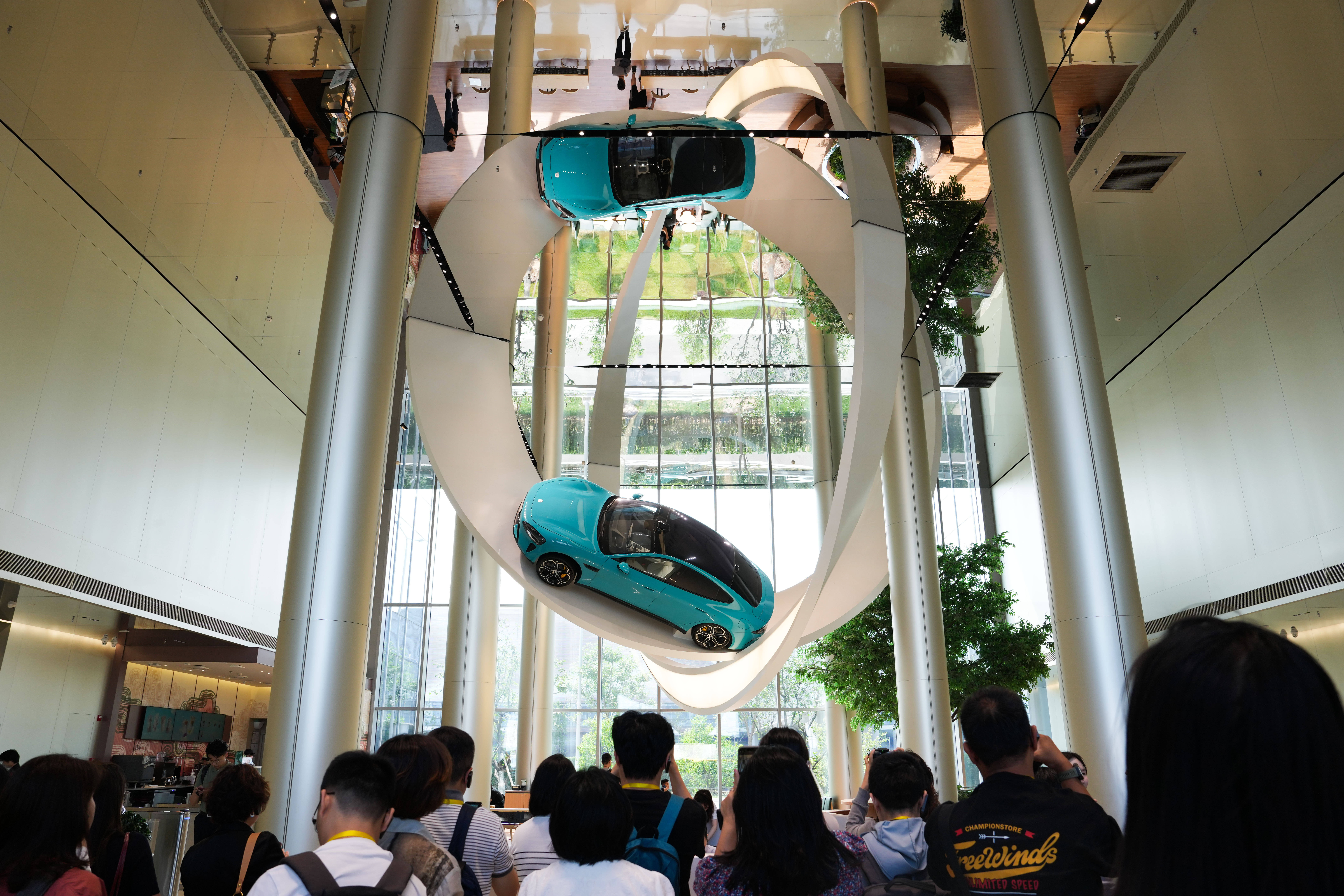 皇冠信用网登2代理申
_新加坡媒体：中国工厂成为热门旅游打卡地