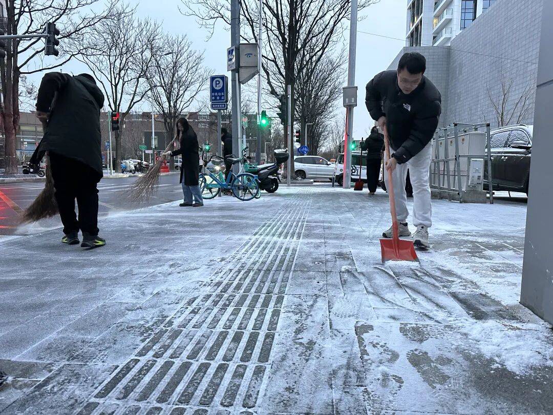 买球的正规网站
_今年降雪怎么不用融雪剂了买球的正规网站
？北京除雪有了新变化