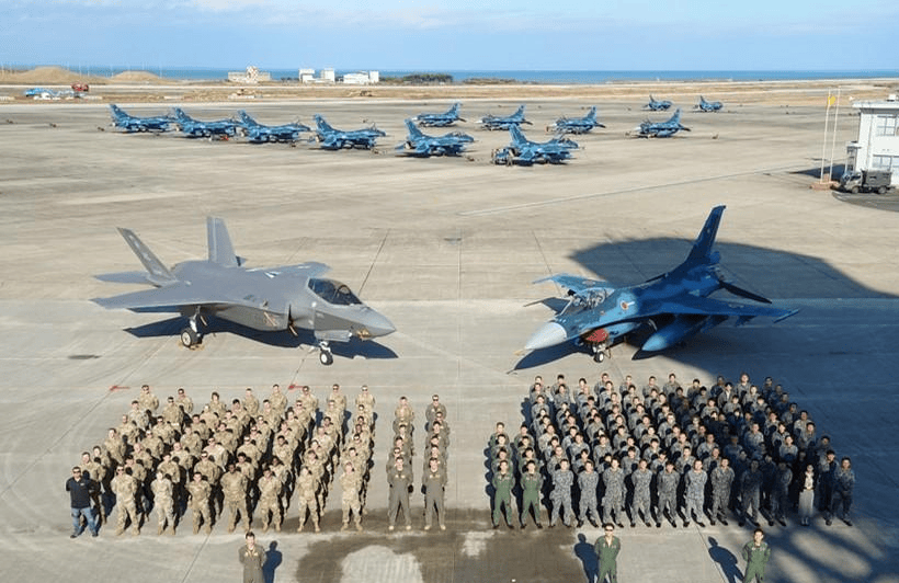 皇冠信用網登2
_美轰炸机来了皇冠信用網登2
，不许中国改变现状？遇上歼16，将重现猎火鸡名场面