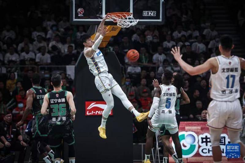 拜仁慕尼黑v 汉堡
_CBA|首钢与曾凡博续约三年 一起为北京而战