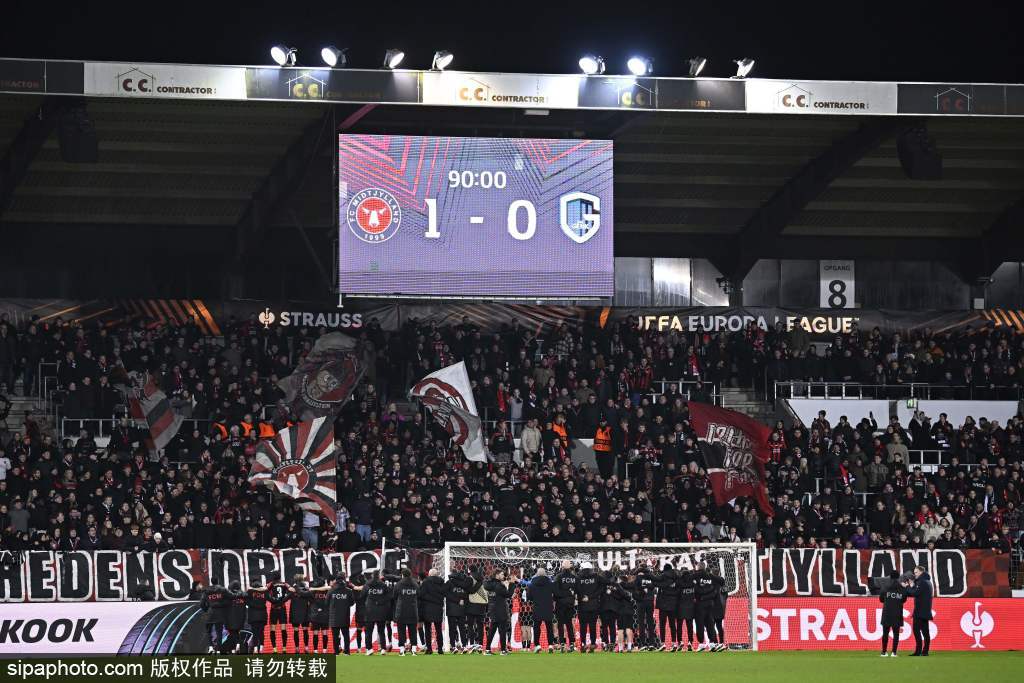 格拉斯哥流浪vs凯尔特人
_U23没法招!邵佳一新国足平均28.7岁格拉斯哥流浪vs凯尔特人
,最小的吕焯毅、谢文能24岁