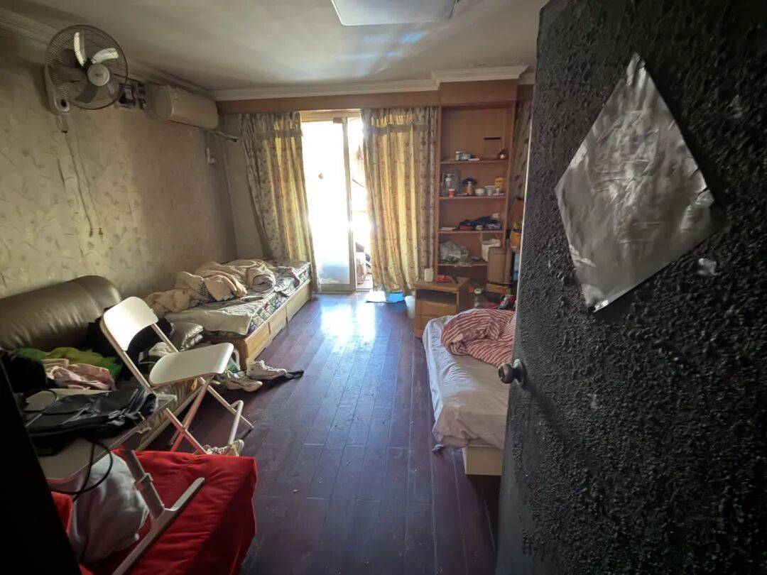 波兰丙组联赛
_北京一小区21层发生火灾!同一户内相邻房间波兰丙组联赛
,有人昏迷有人毫发无伤