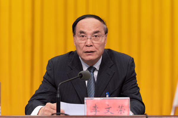 五大联赛排名_在昆明市副市长、常务副市长、市长五大联赛排名，曲靖市委书记，云南省委常委等职务上，李文荣非法收受他人财物，数额特别巨大