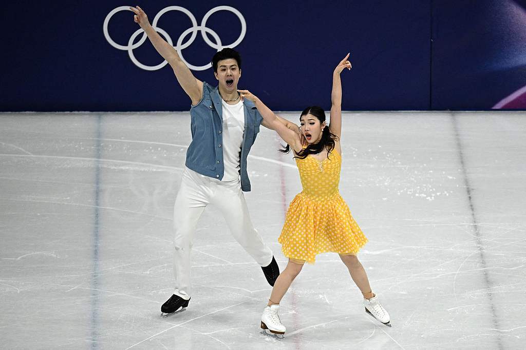 怎么开皇冠信用平台_冬奥早报：自由式滑雪谷爱凌摘银 大跳台张小楠获第5