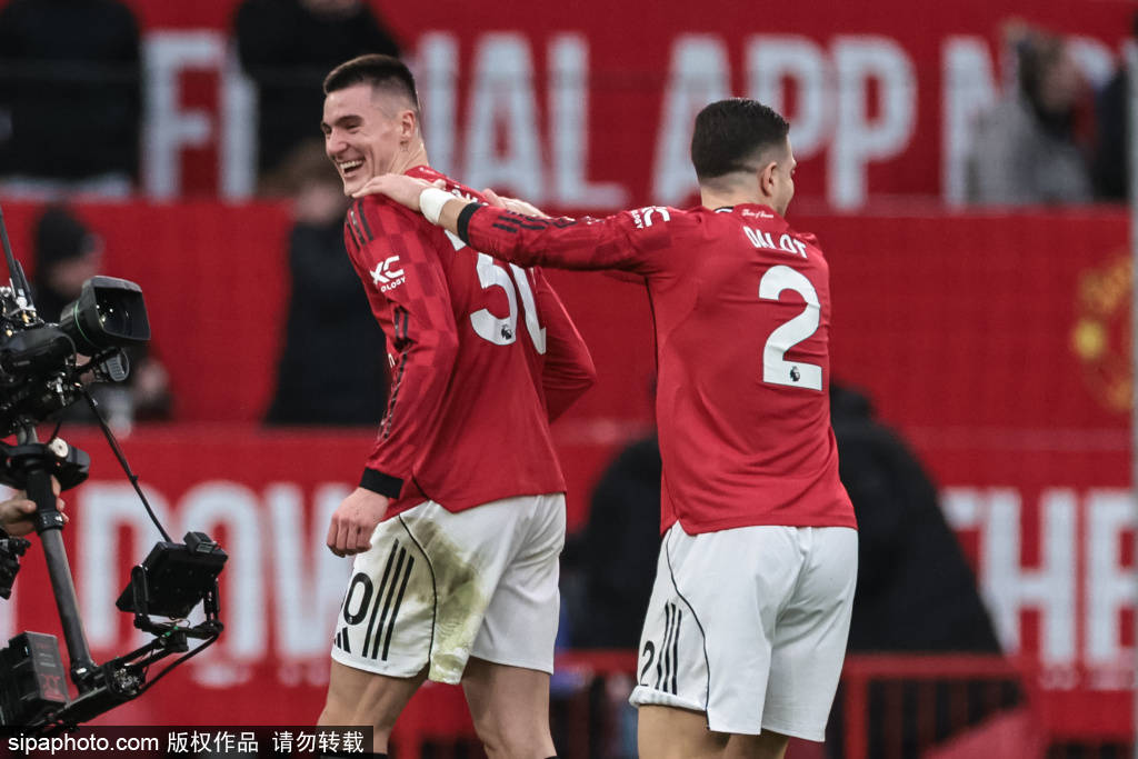 皇冠信用网代理如何注册_费迪南德评曼联半场表现：开局太糟糕了皇冠信用网代理如何注册，舍什科需要更多参与进来